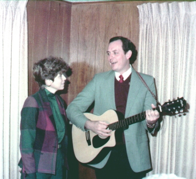 1984-11 40th anniv Scotts Marci Joel.jpg